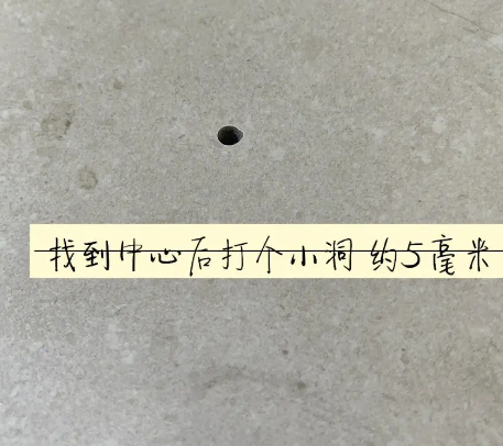 东至瓷砖空鼓维修公司专业解答在瓷砖铺贴过程中，如果砂料搅拌不均匀，将会带来以下问题